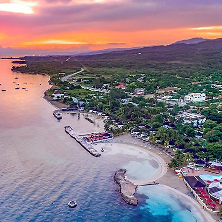 Decameron Club Caribbean Runaway Bay, Ramada All-Inclusive Resort Exteriér fotografie